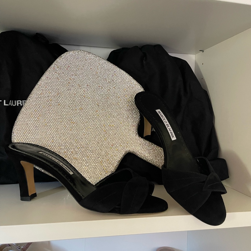 Manolo Blahnik Black Suede Heels - Picture 9 of 9